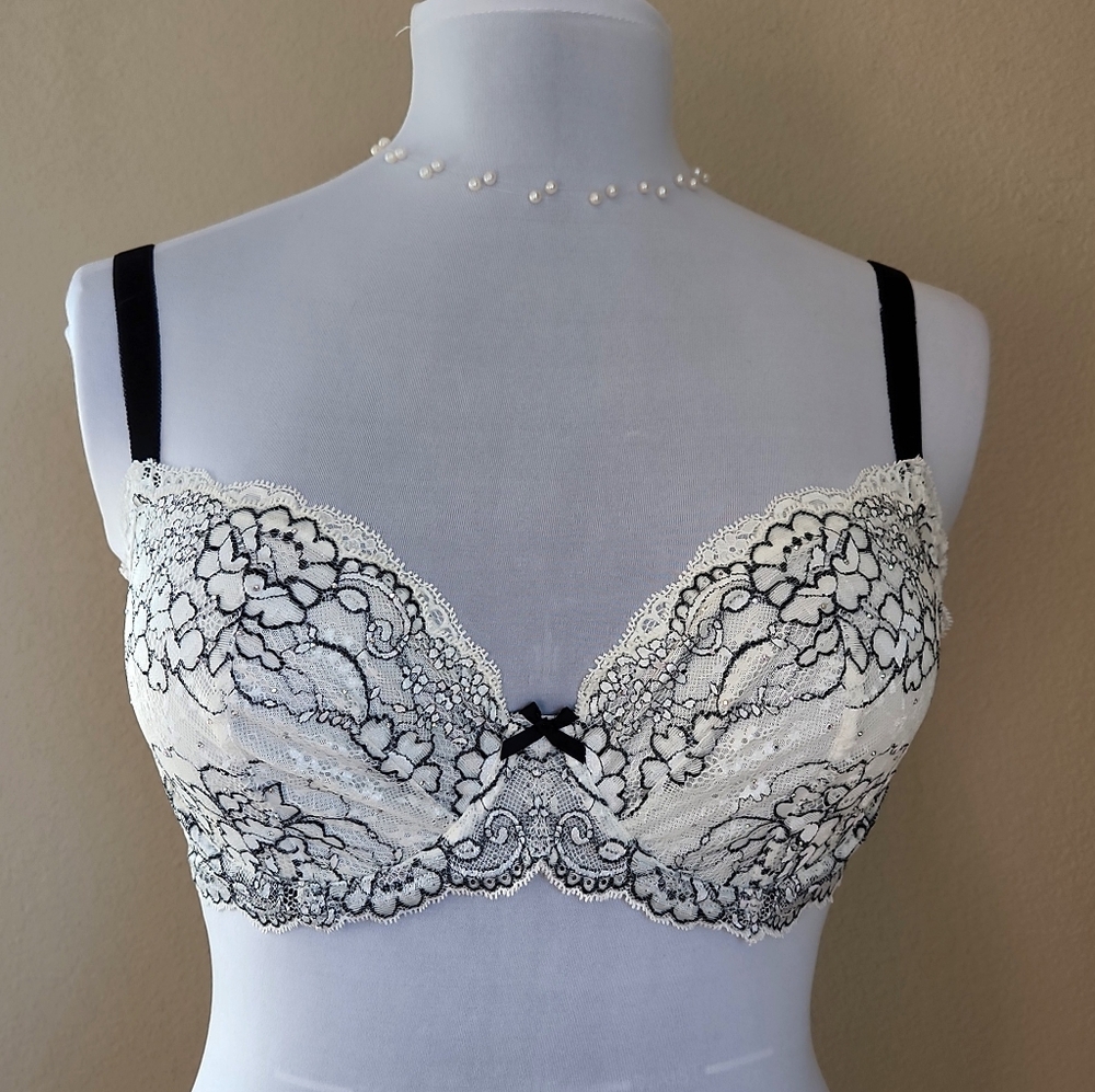 VS Dream Angels Demi 36DD